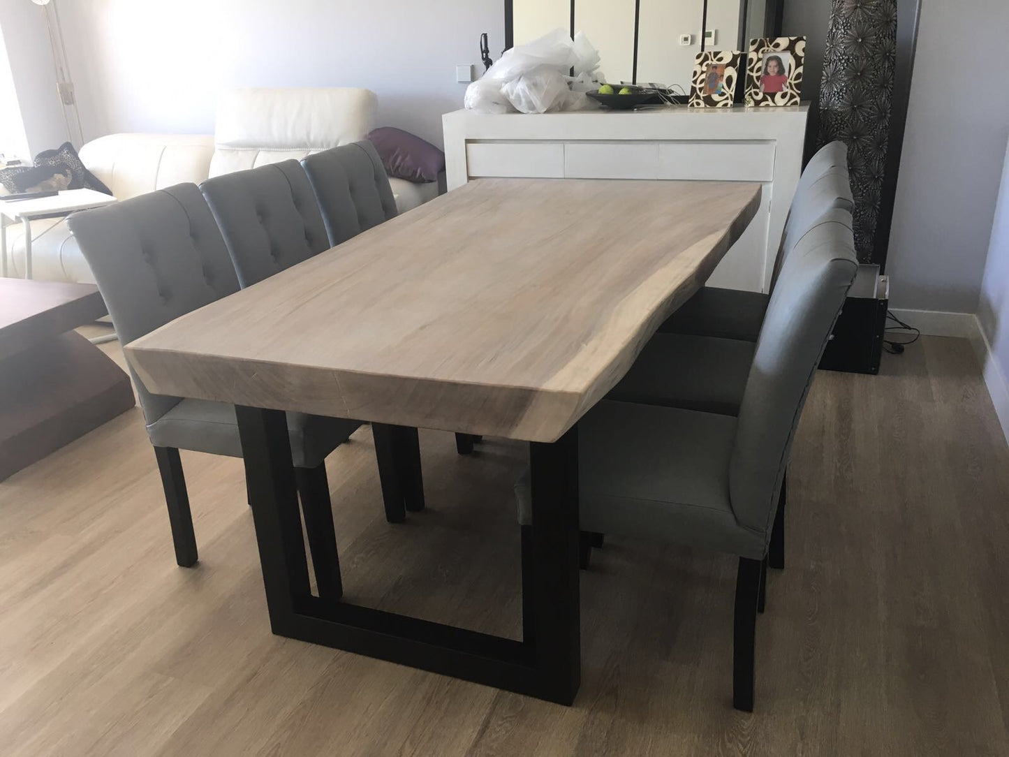 Mesa de comedor en madera maciza de Suar y patas de metal a elegir AM202211081213