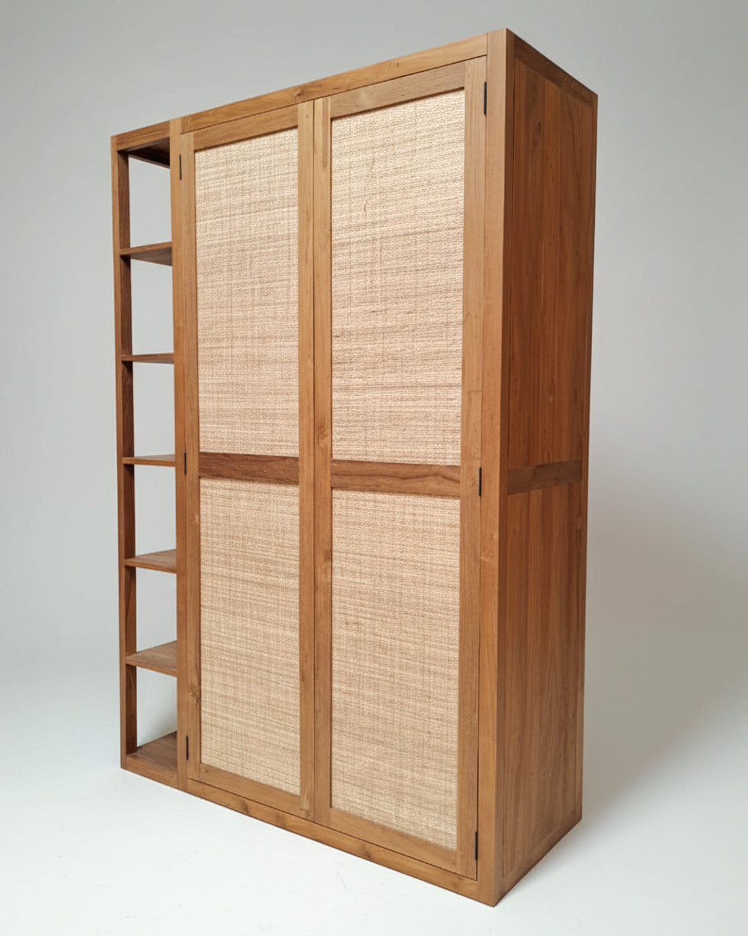 Armario a medida en teca y fibras naturales AM29/01