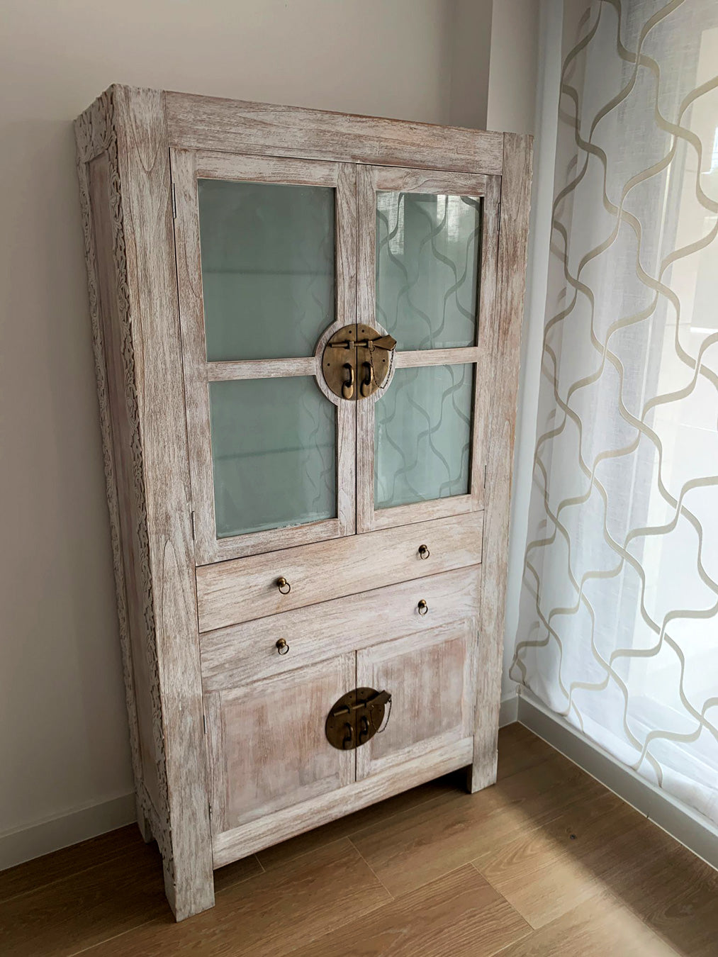 Vitrina a medida estilo colonial-oriental AM202211081440