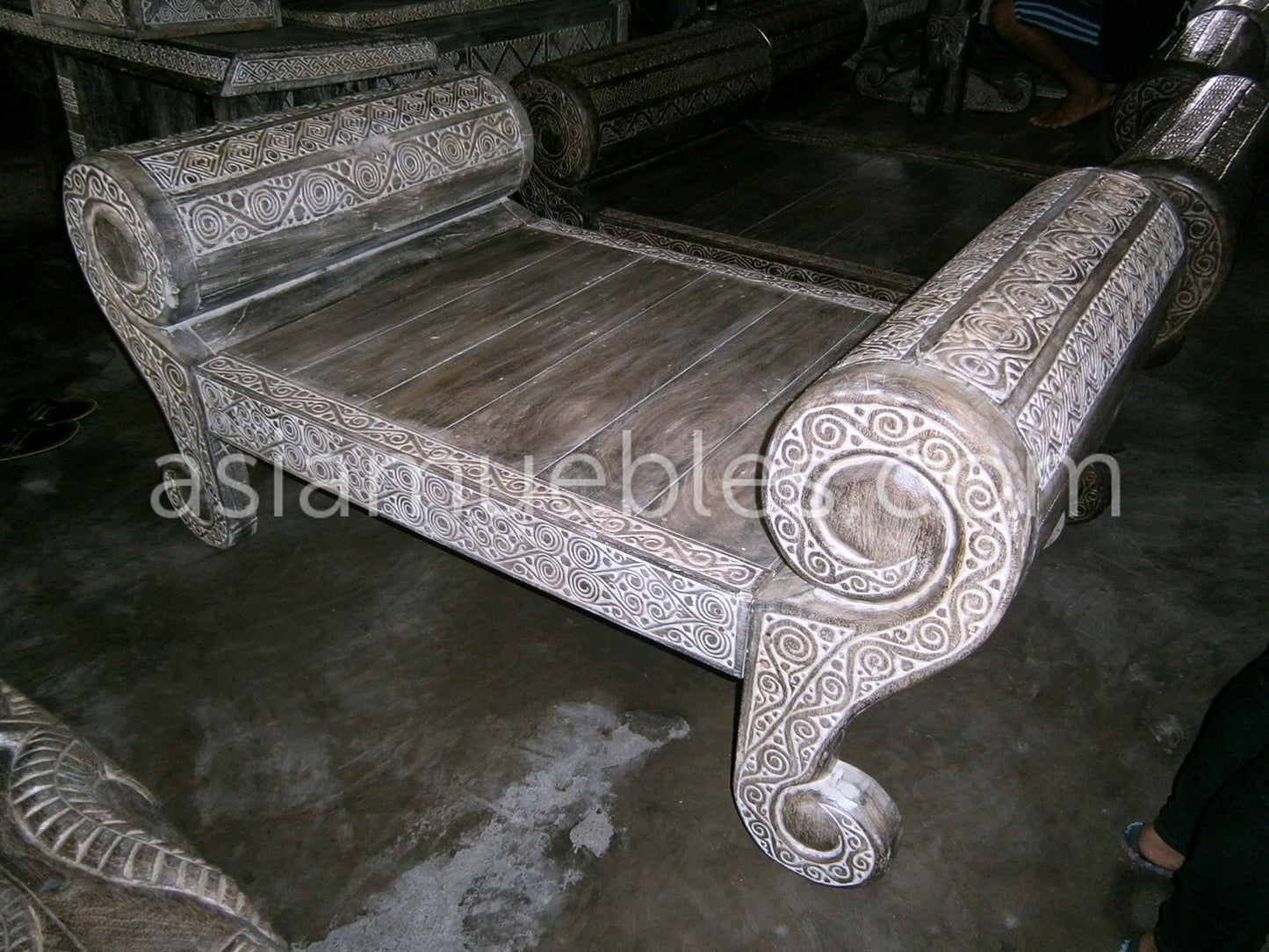 bancos asiaticos coloniales