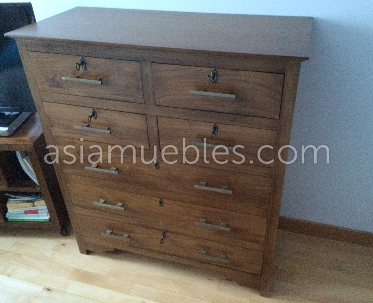 comoda asiatica colonial