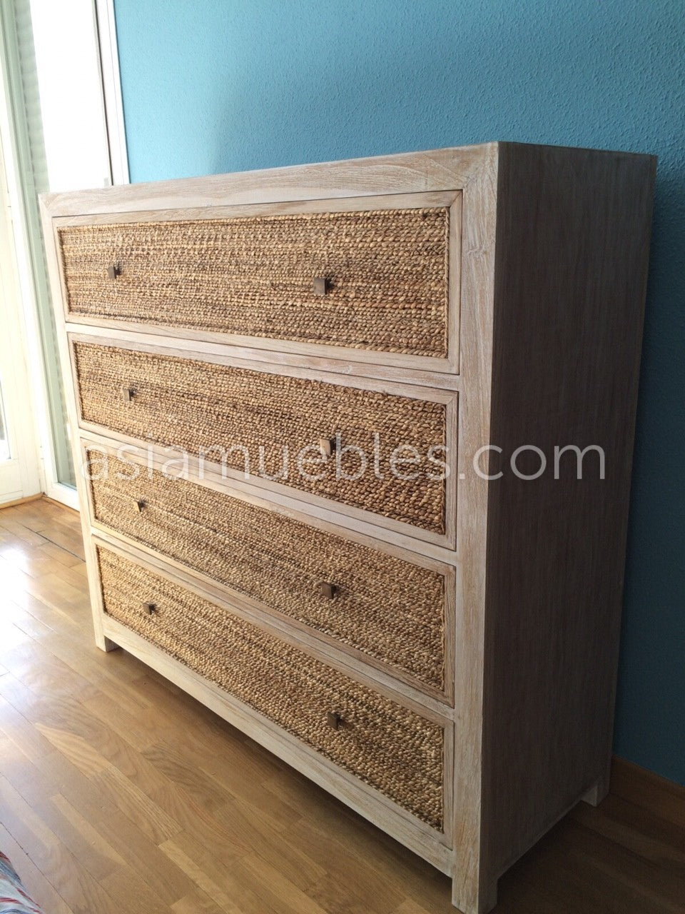 comoda asiatica colonial