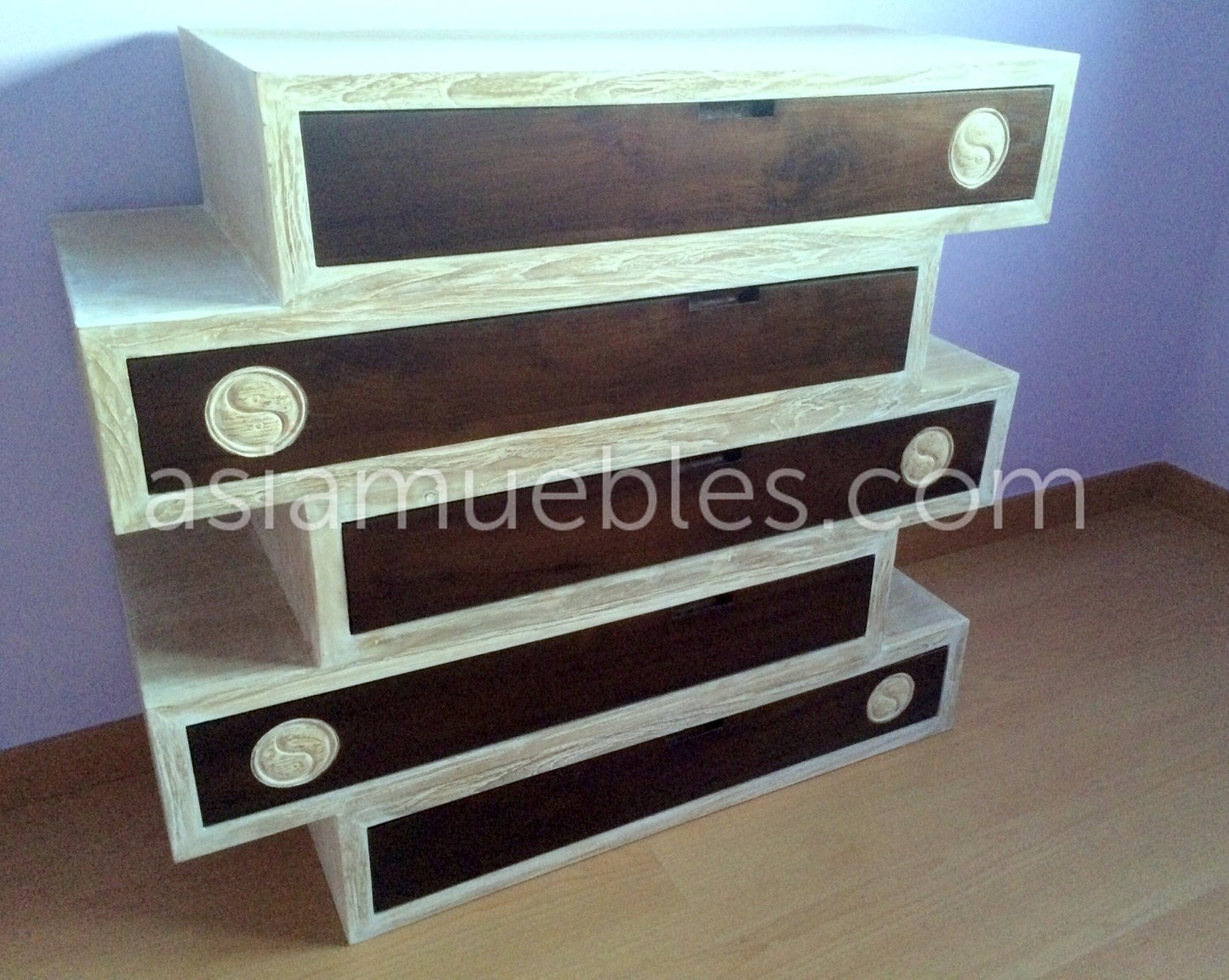 comoda asiatica colonial