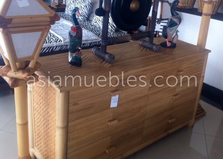 comoda asiatica colonial