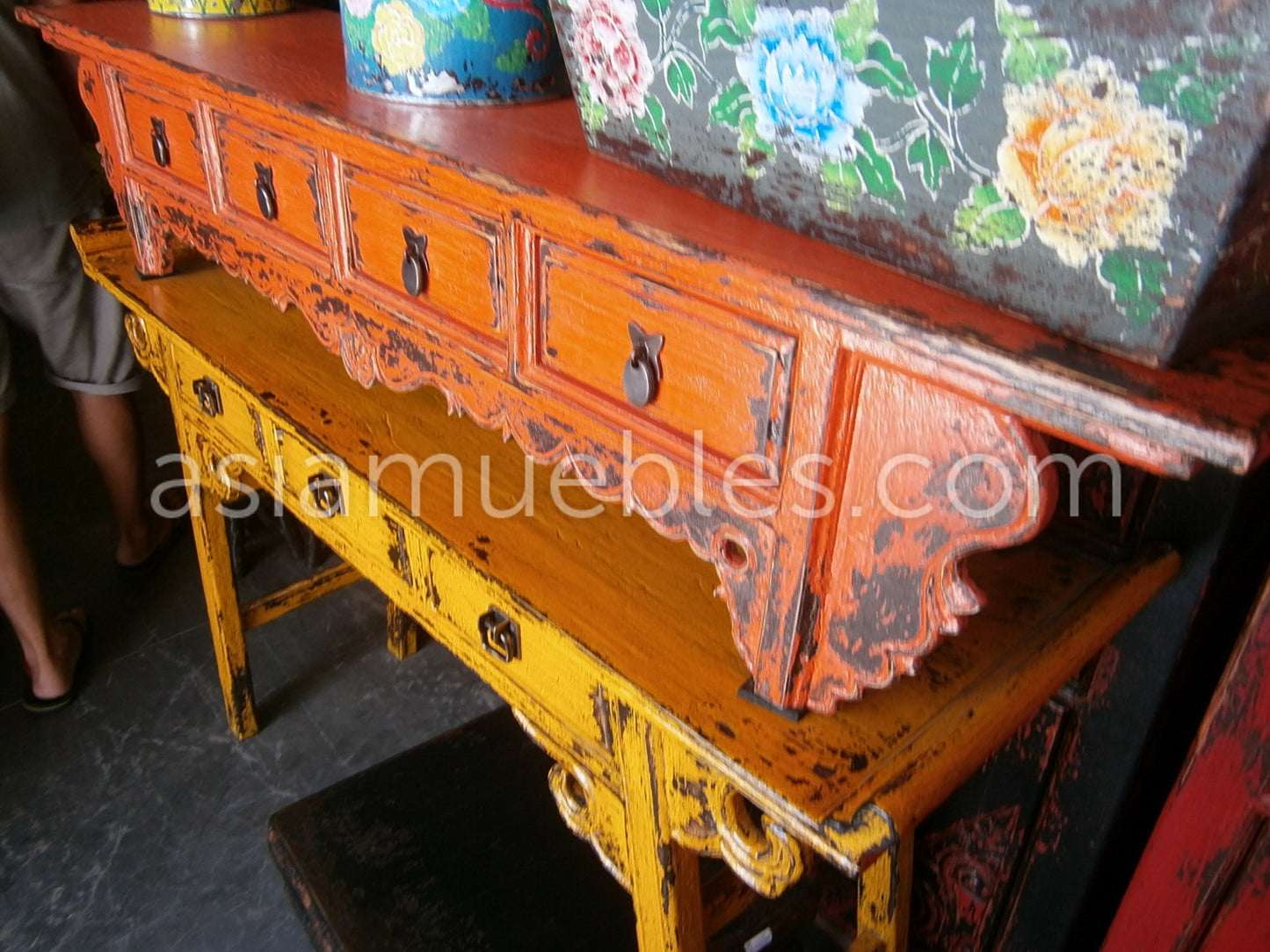 mesas tv asiaticas coloniales