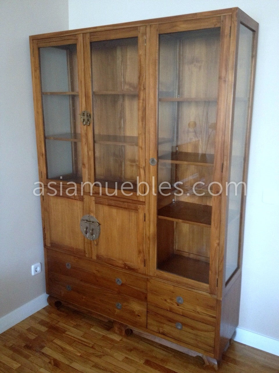 vitrinas asiaticas coloniales