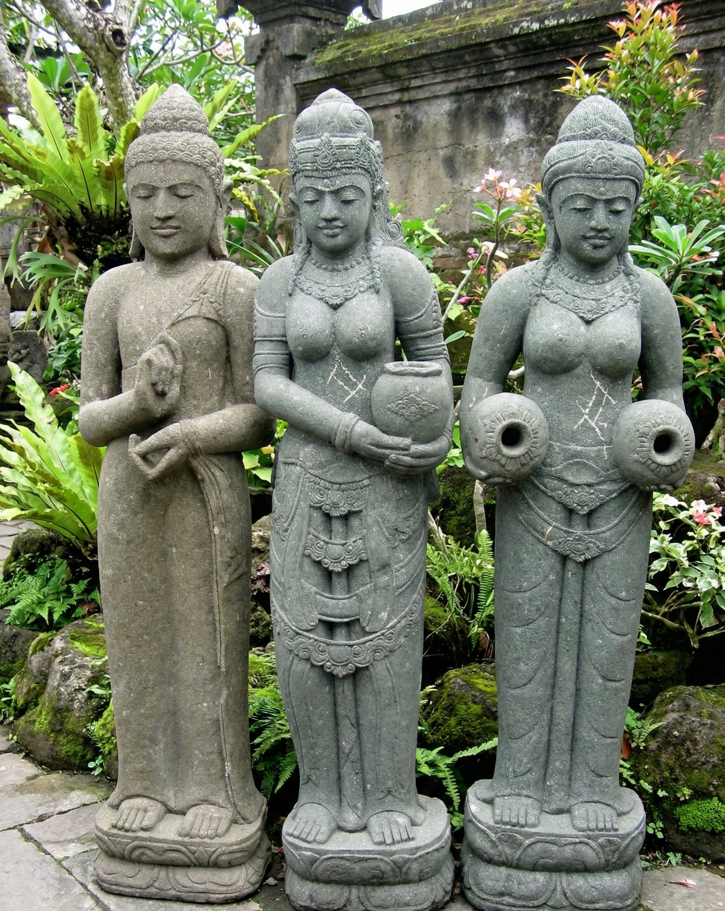 Budas de piedra a medida