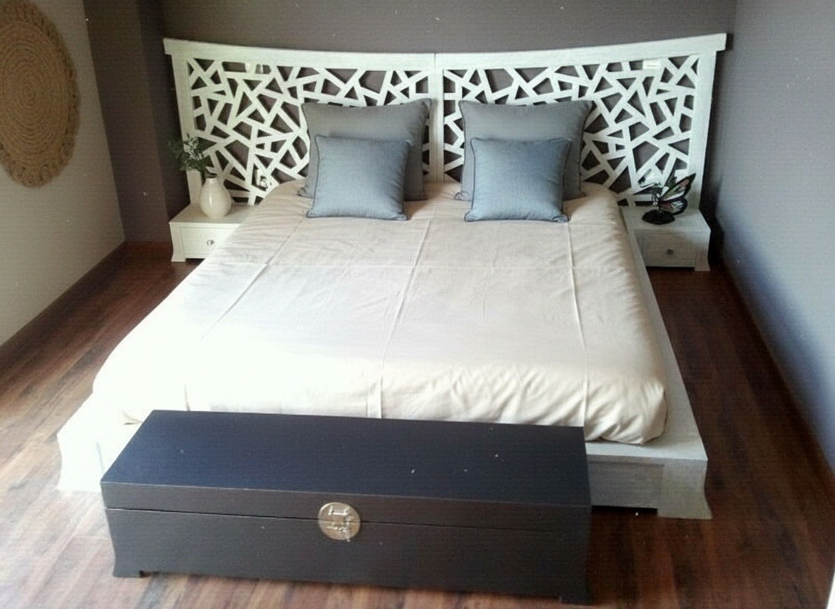 Cama asiática-colonial en madera de teca a medida AM-20073