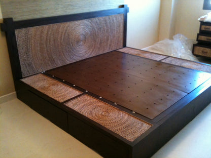 Cama en madera de teca con banana y cajones a medida - AM-20084
