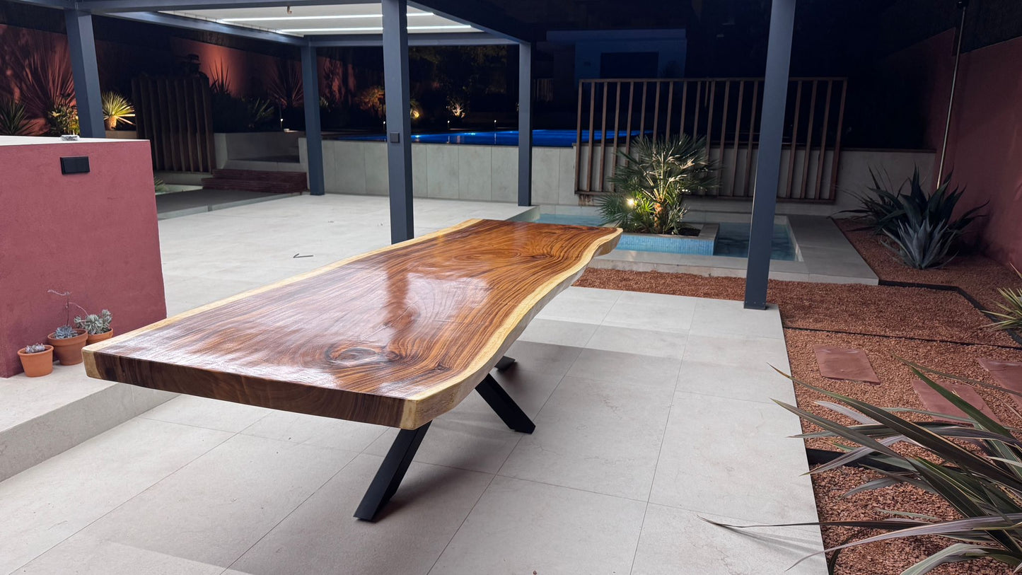 Mesa de comedor en madera maciza de Suar y patas de metal a elegir AM202211081213