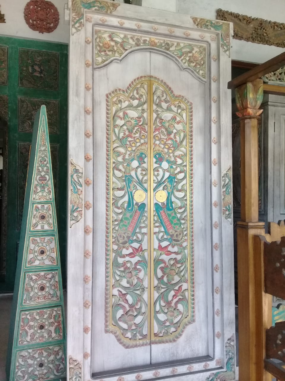 Puertas balinesas AM05032025