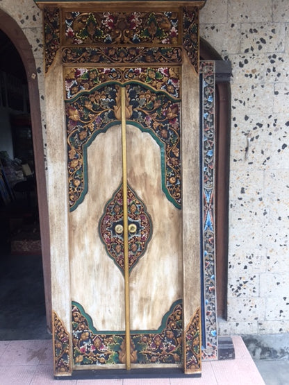 Puertas balinesas AM05032025