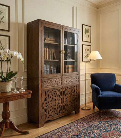 Vitrina colonial a medida en teca puertas talladas - AM-14387