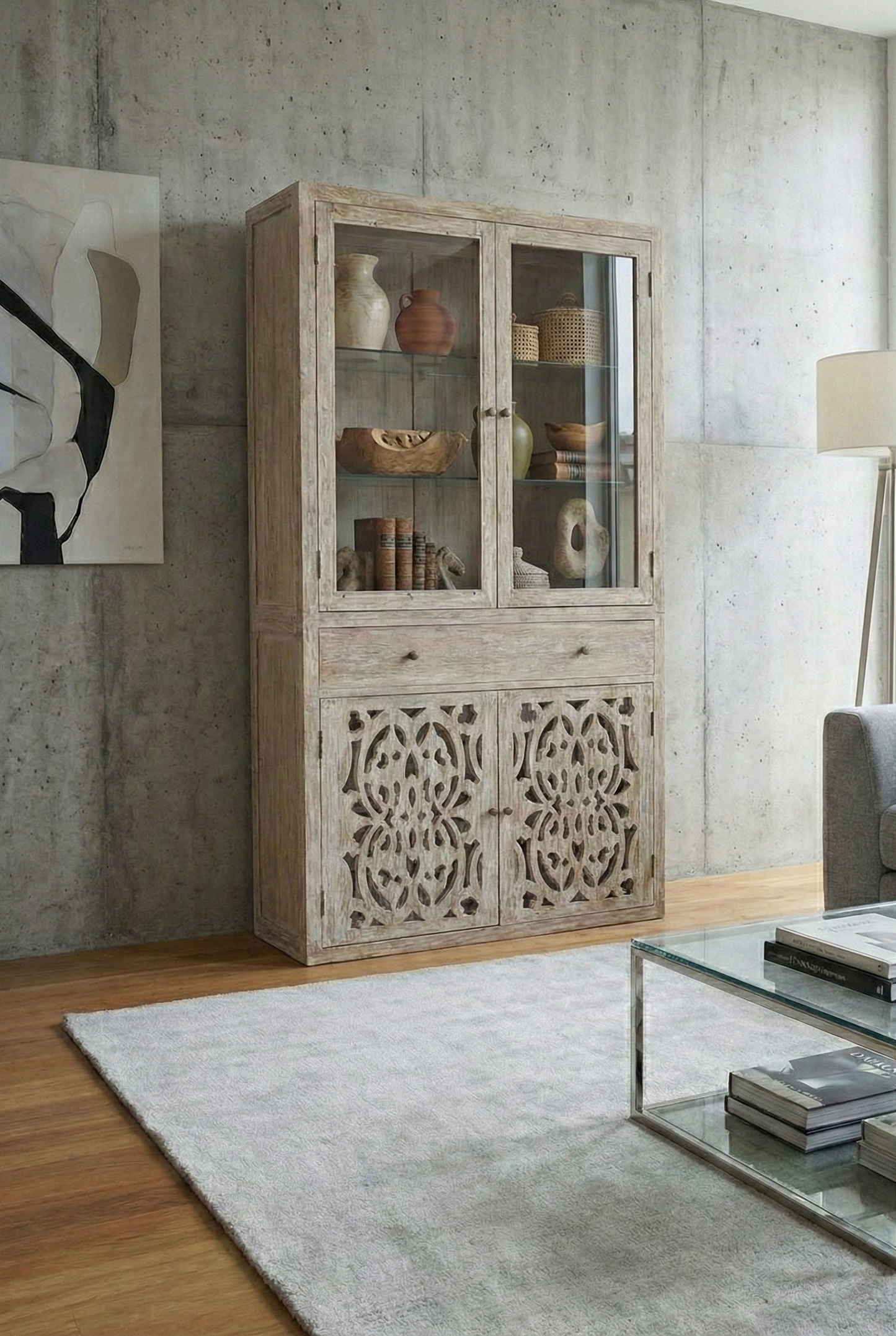 Vitrina colonial a medida en teca puertas talladas - AM-14387