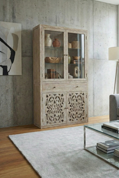Vitrina colonial a medida en teca puertas talladas - AM-14387