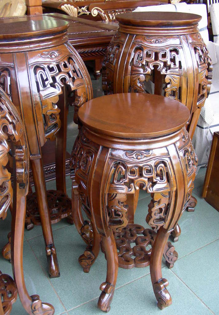 mesilla velador chino tallado AM2127