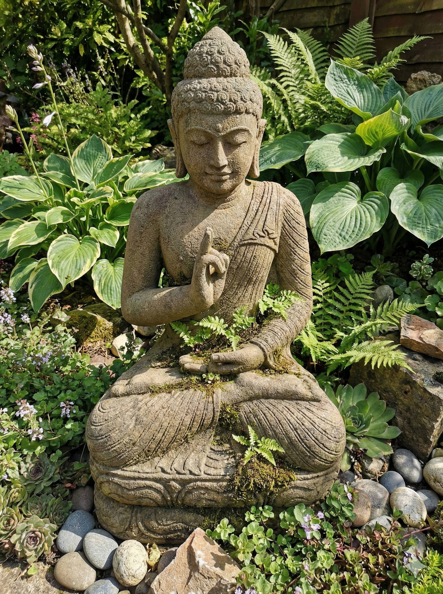 Budas de piedra a medida