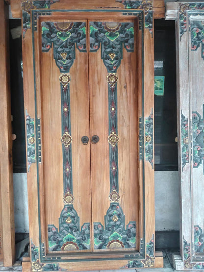 Puertas Balinesas