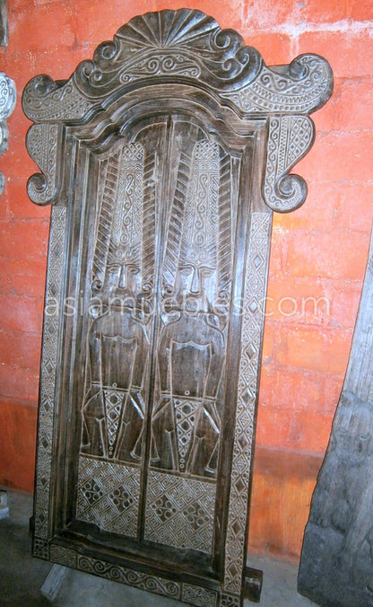 Puertas Balinesas