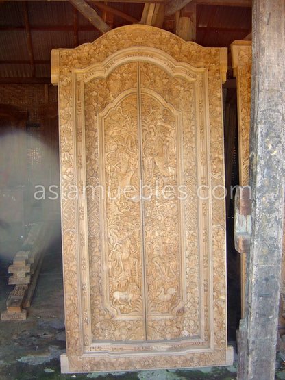Puertas Balinesas