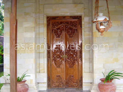 Puertas Balinesas